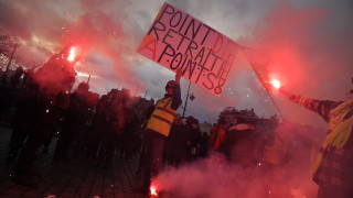 Поредни стачки срещу пенсионната реформа във Франция 