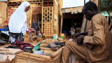  Франция приключи помощта за Нигер 