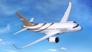 Европейската авиостротелна корпорация Airbus SE води предварителни преговори за закупуването
