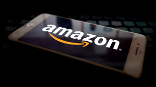 Най голямата платформа за електронна търговия Amazon не спира да се