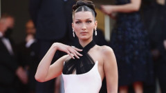 Кой прегръща Бела Хадид