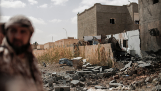 Най малко 17 джихадисти са убити при въздушни удари в Либия