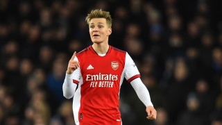 Футболистите на Арсенал не бива да се поддават на емоциите