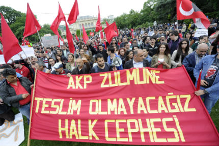 При протестите в Турция са арестувани 939 души