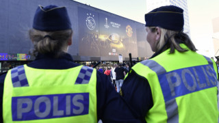 Ужас! Изнасилиха жена на мач в Швеция