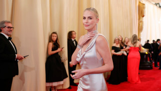 Чарлийз Терон е майка на две момичета по голямата ѝ