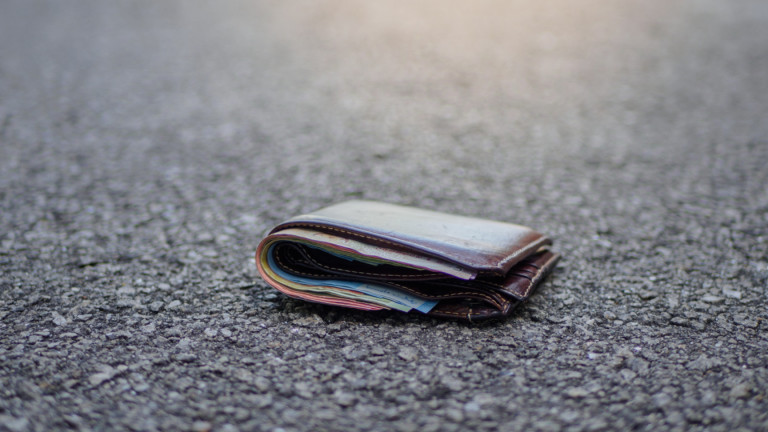 Полицията благодари на деца, върнали изгубен портфейл