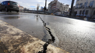Асфалтът на Лъвов мост се напука, Фандъкова нареди проверка