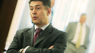 Белезници за Цветанов, очаква Димо Гяуров