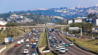 Ремонти и ограничения пречат на движението по пътищата