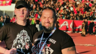 Един от тарторите на агитката на ЦСКА Росен Петров Животното