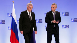 Столтенберг вижда заплаха от война след провал на преговорите с Русия