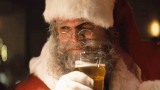 Когато Дядо Коледа пие бира и раздава правосъдие