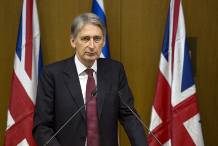 И външният министър на Великобритания идва в София
