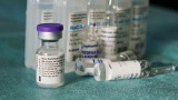 Израел откри връзка между COVID ваксината на Pfizer и миокардит