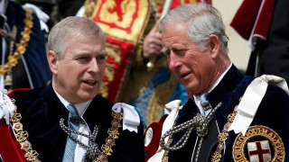 Принц Андрю е единственият в кралското семейство който се радва