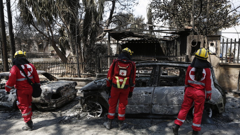 Още една оставка в Гърция заради пожарите