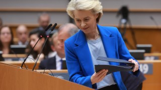 Председателят на Европейската комисия Урсула фон дер Лайен няма да