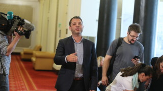 Пародия Така определи провелото се закрито заседание на енергийната комисия