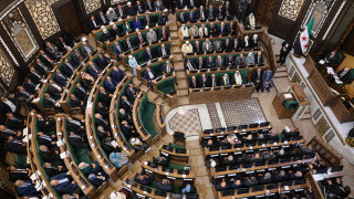 Новоизбраният парламент на Сирия проведе първото си заседание след свалянето