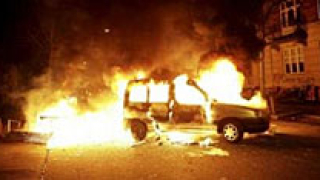 Три автомобила изгоряха в Бургас