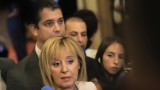 Манолова отново съзря ДПС зад гърба на готвения от ИТН кабинет