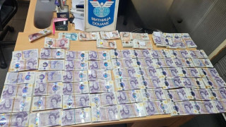 71 230 недекларирани британски лири са при проверка на товарен