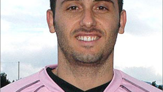 Още 21 футболиста замесени в скандала със залагания в Италия