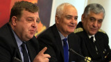 Каракачанов не знае информиран ли е Радев от НАТО за Сирия