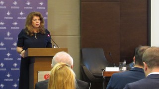 Илияна Йотова бе гост на честването в Калофер на 172 годишнината