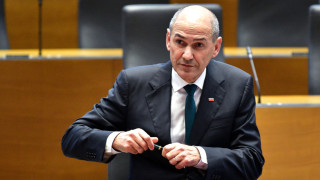 Словения затваря всички училища и детски градини от понеделник за