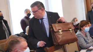 Цацаров:  Дойде ми в повече, искам да живея нормално