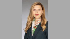 Коя е Велислава Петрова-Чамова - министър на външните работи в кабинета "Радев"