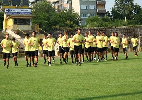Ботев (Пловдив) победи с 5:2 Секирово в благотворителен мач