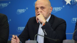 Влизането в еврото да не би да е градушка или