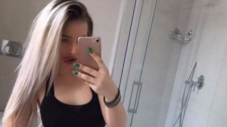 Гери-Никол съблазнява с ново селфи