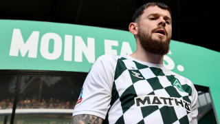 Германският Вердер Бремен се раздели с шотландския нападател Оливър Бърк 26 годишният