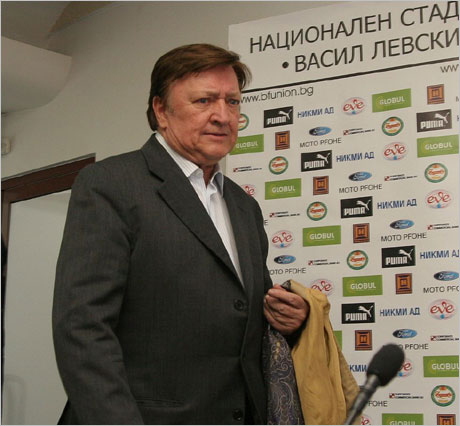 Барич напусна Албания