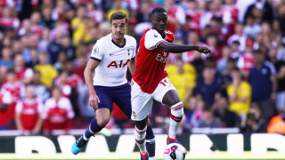 Четири клуба имат интерес към халфа на Арсенал Никола