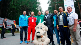 Министър Кралев даде първия старт на 32-то Световно първенство по планинско бягане
