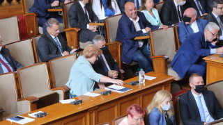 Парламентът избра Весела Начева за подуправител на НОИ