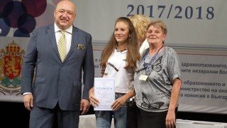 Чрез спорта се изграждат значими ценности като отборен дух солидарност