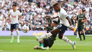 Райън Сесеньон няма да играе за Тотнъм в домакинския двубой