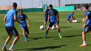 Сините проведоха вчера едно занимание на базата JA Sport