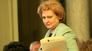 На 23 януари председателят на Бюджетната комисия Менда Стоянова внася за