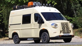 На пръв поглед този кемпер изглежда като реновиран и излъскан