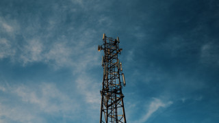 Почти 320 мегабита в секунда скорост на сваляне подобен