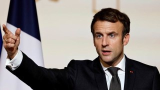Френският президент Еманюел Макрон остро разкритикува като заяви че то