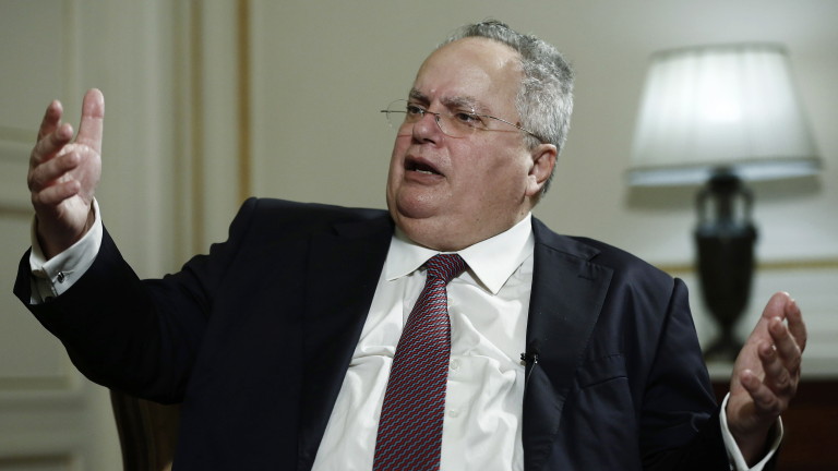 САЩ благодарят на бившия гръцки външен министър за "отдадената му служба"