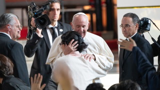 Папа Франциск който е на посещение в Япония се обяви